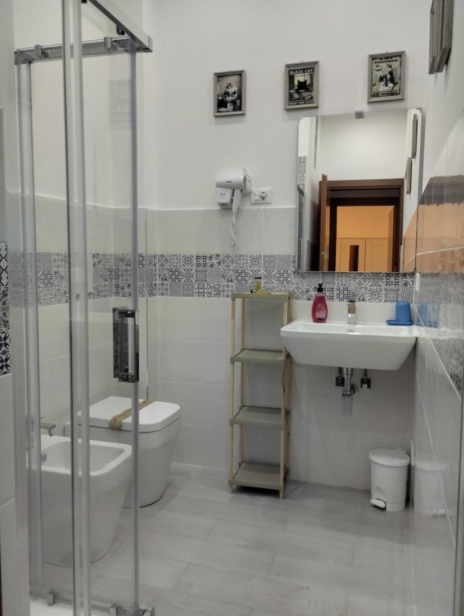 דירות לה ספציה Casa Vacanze Andrea La Tua Base Per Visitare Il Mare Delle Cinque Terre מראה חיצוני תמונה