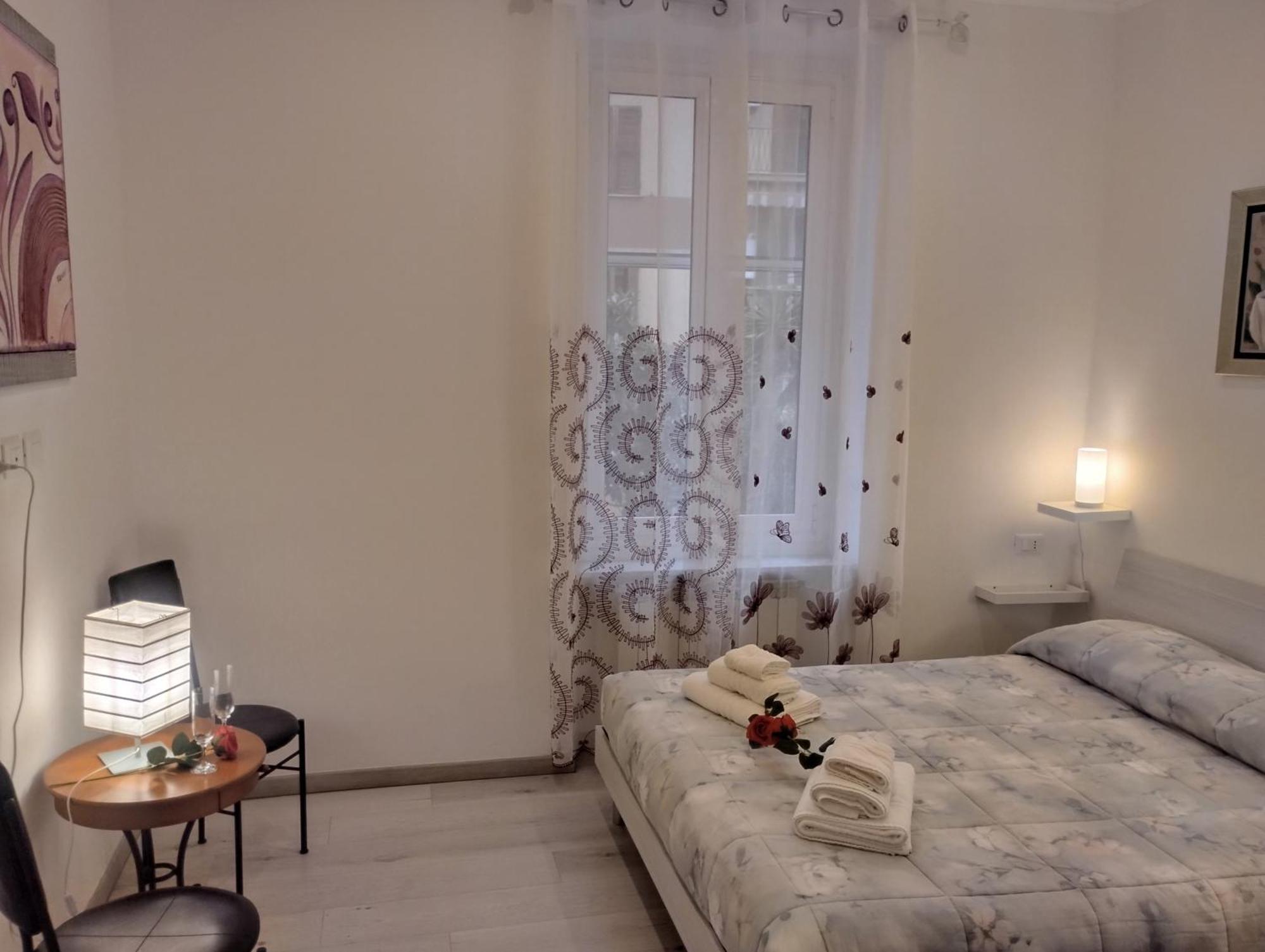 דירות לה ספציה Casa Vacanze Andrea La Tua Base Per Visitare Il Mare Delle Cinque Terre מראה חיצוני תמונה
